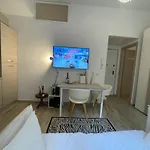 Bilocale Socrates Apartment *