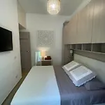 Bilocale Socrates Apartment Rom
